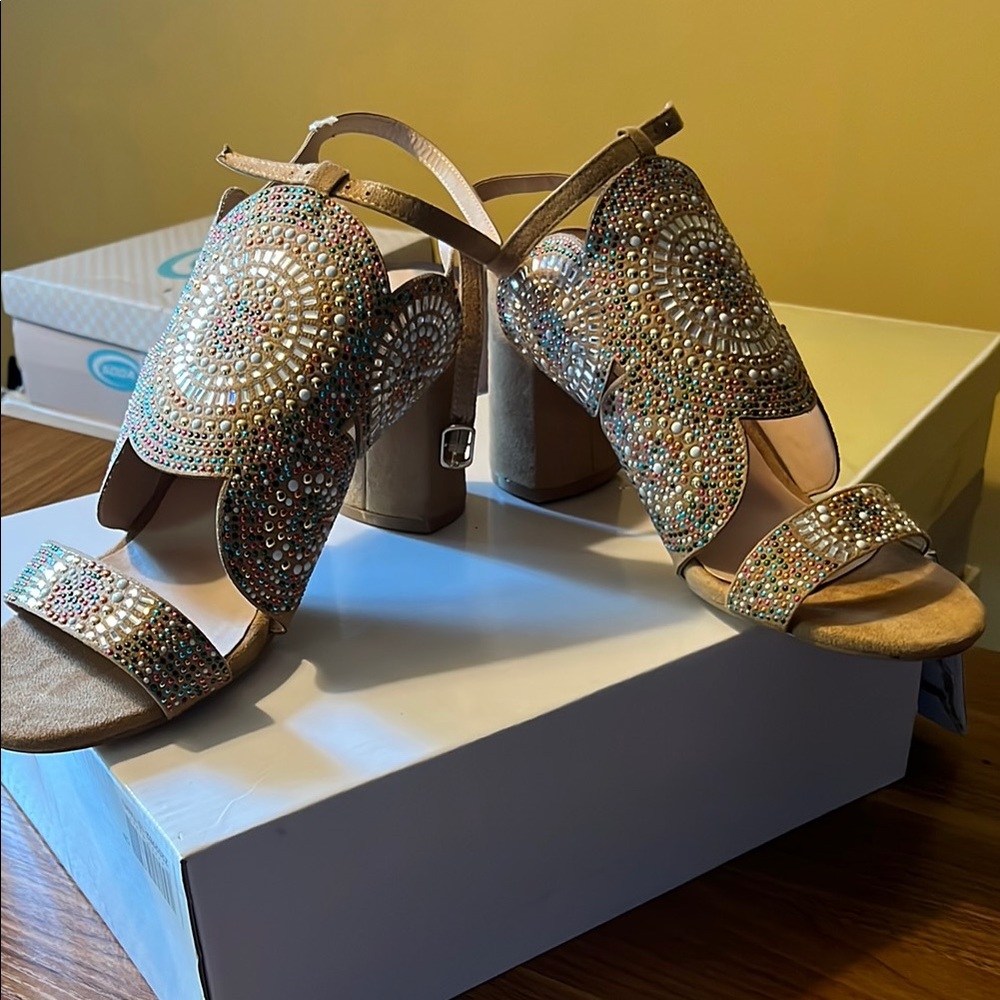 VENUS Tan and Multicolor Embellished Heels